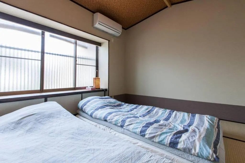 伏見稲荷ハウス Fushimi Inari House Apartment Kyoto Japan