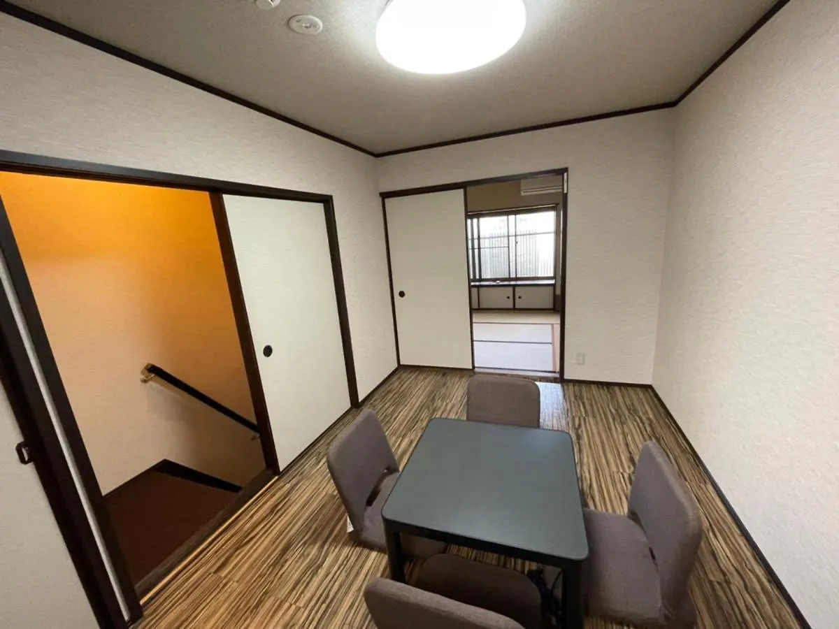 伏見稲荷ハウス Fushimi Inari House Apartment Kyoto Japan